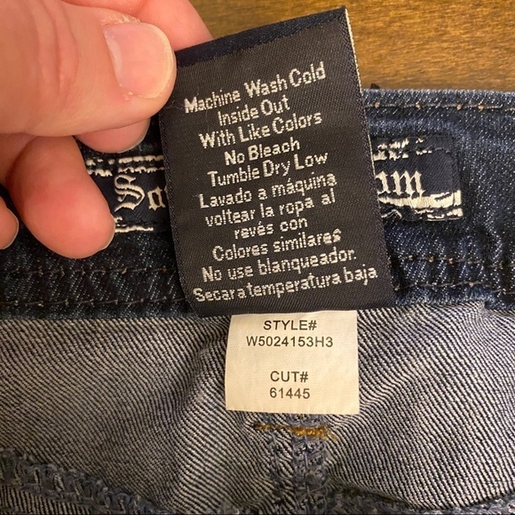 Torrid Source Of Wisdom Flare / Boot Jeans, Size 16, Stretch Whiskered, 10” Rise - Picture 10 of 10